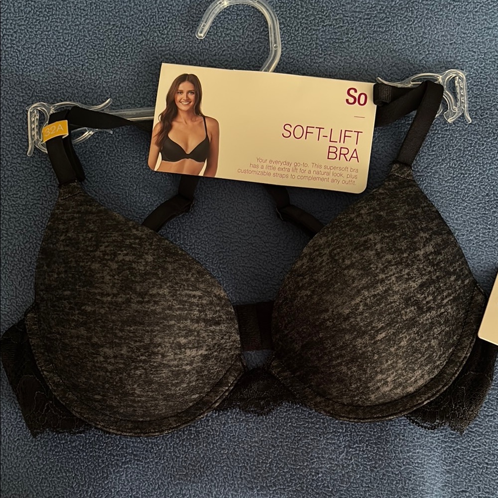 SO Black T-Shirt Bra with Molded Cups